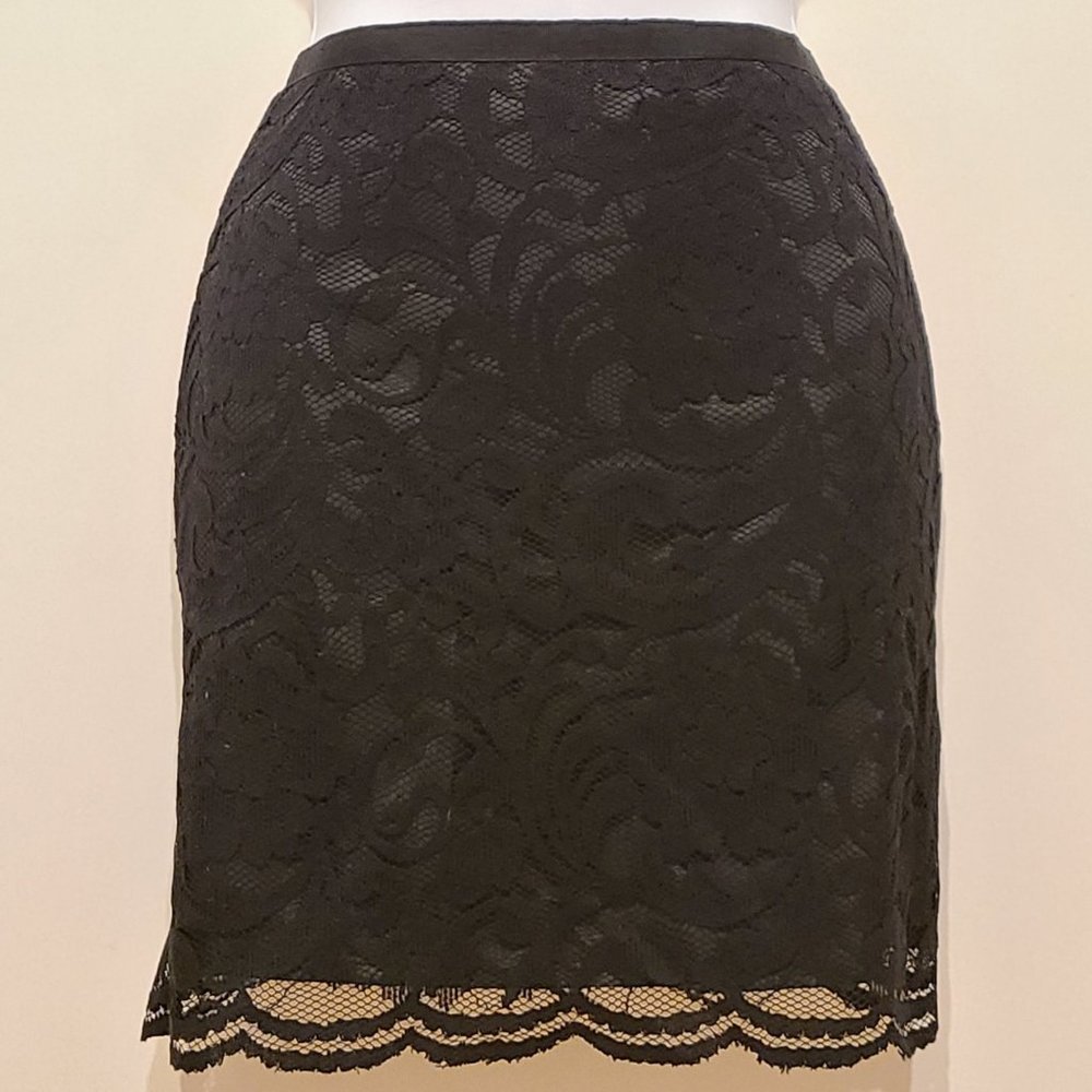 Lace Mini Skirt